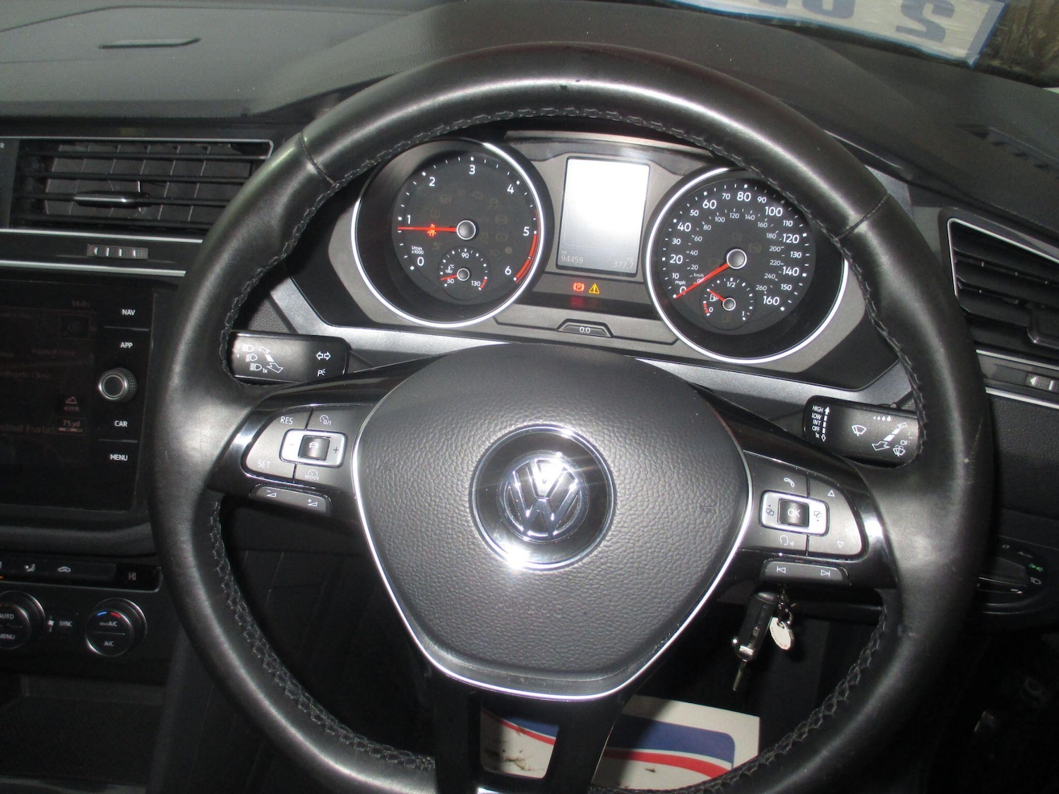 Used Volkswagen Tiguan 2018 for sale - 76473743: Photo 31