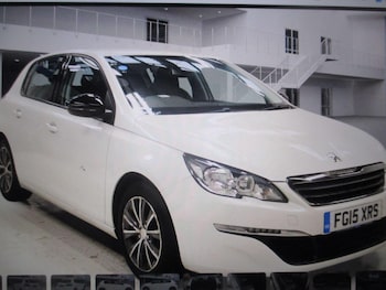 Used Peugeot 308 2015 for sale - 76715214: Photo