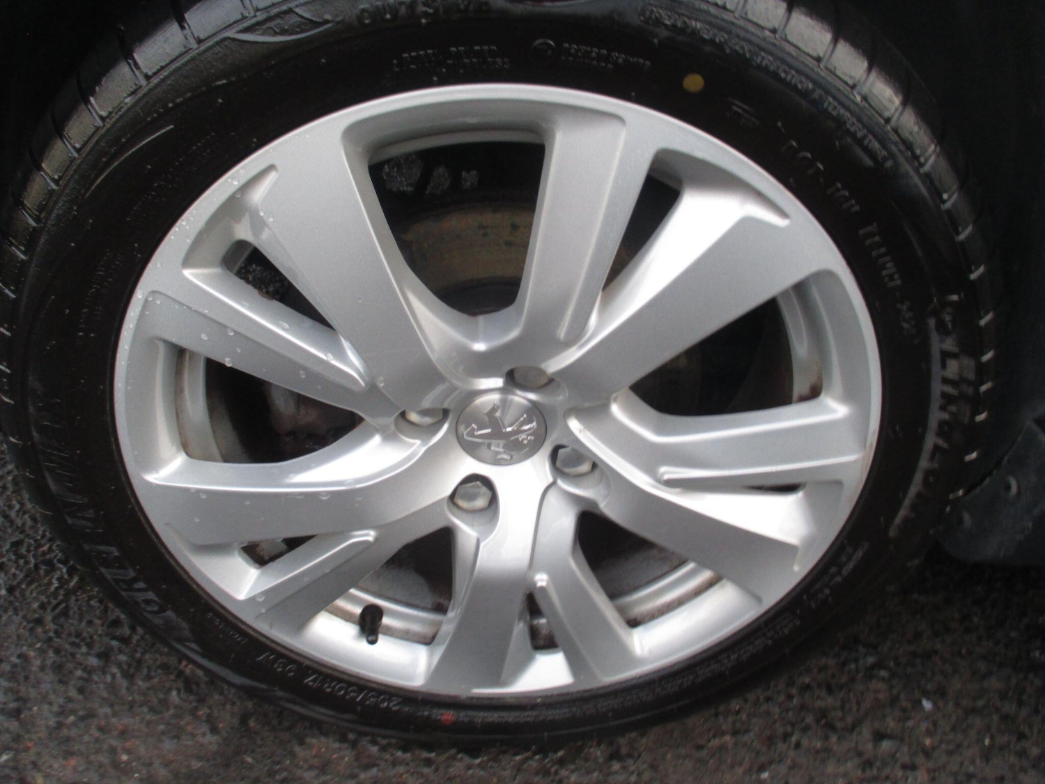 Used Peugeot 2008 2017 for sale - 76645350: Photo 29