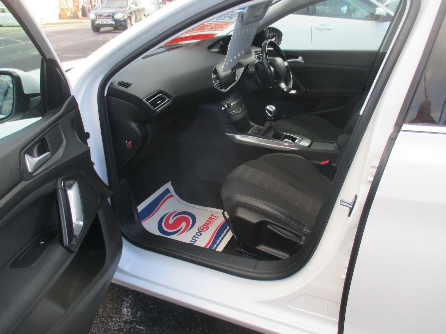 Used Peugeot 308 2018 for sale - 77084474: Photo 19