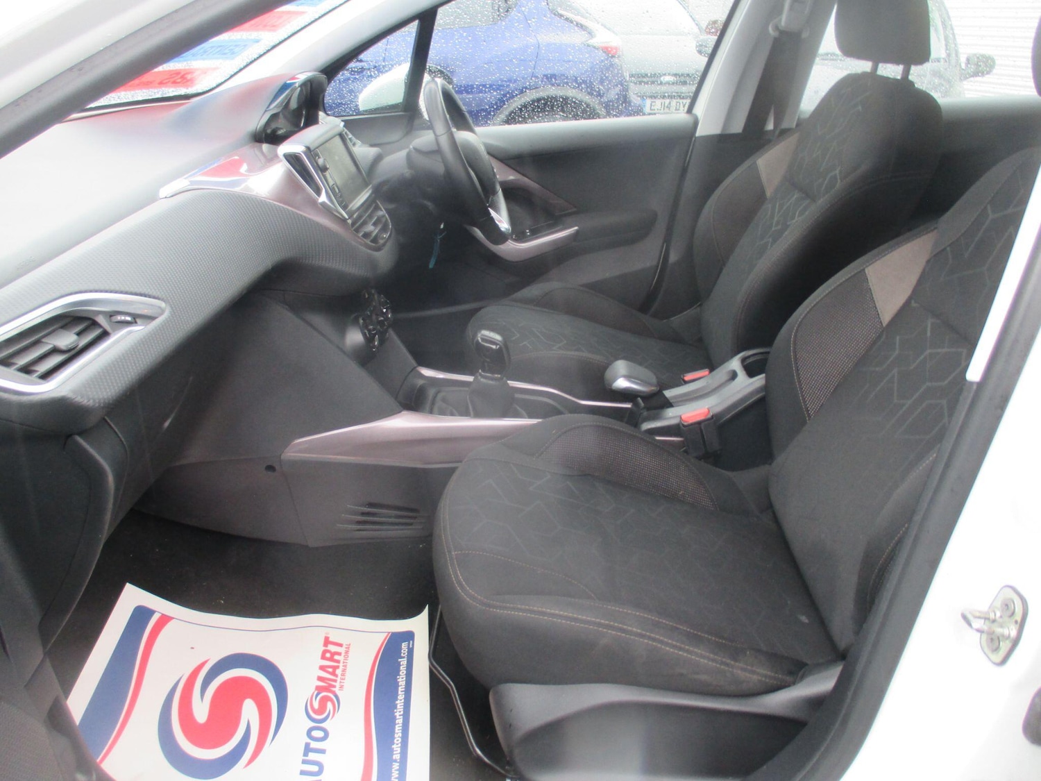 Used Peugeot 2008 2014 for sale - 77456317: Photo 17