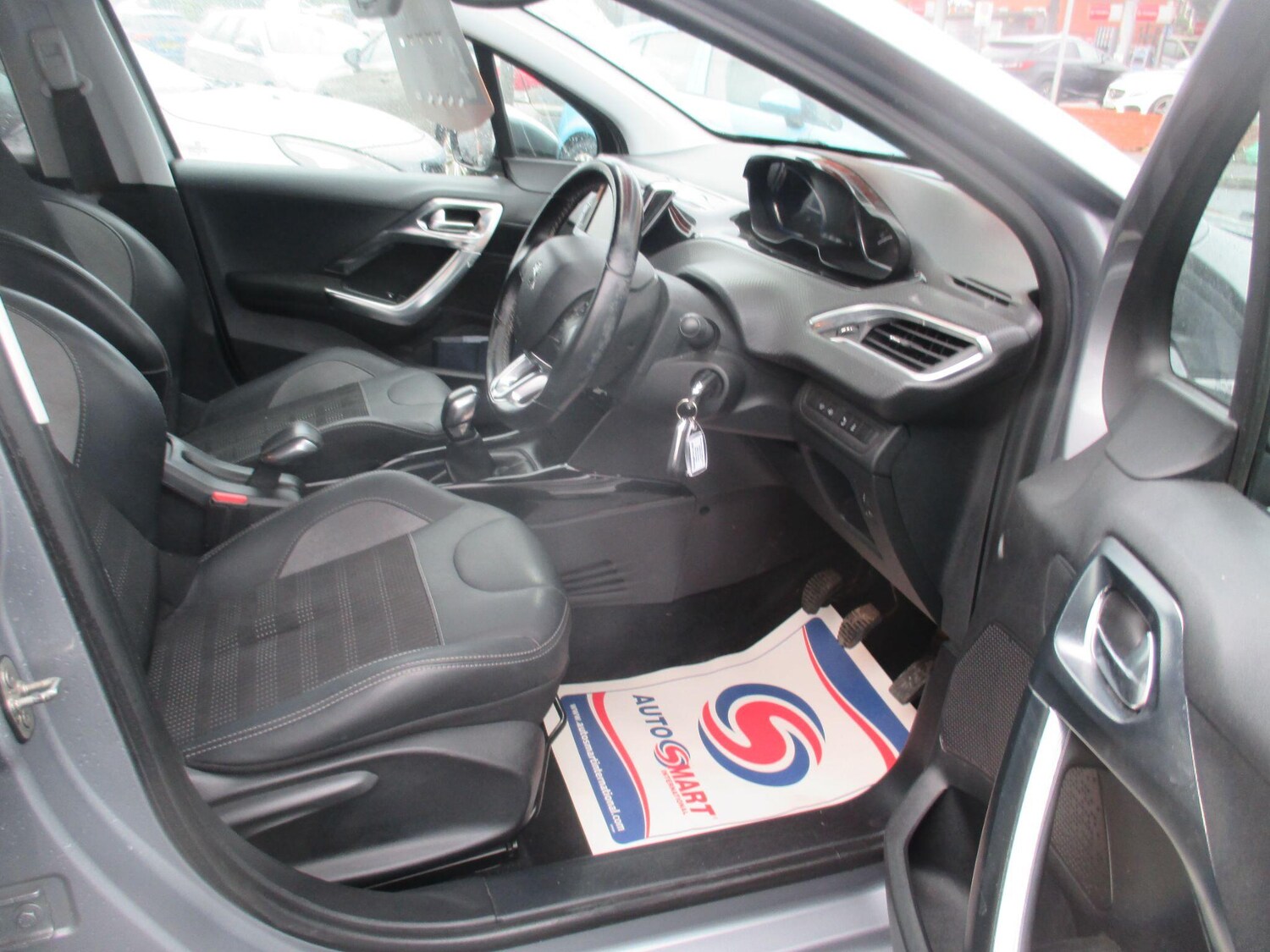 Used Peugeot 2008 2016 for sale - 77343964: Photo 14