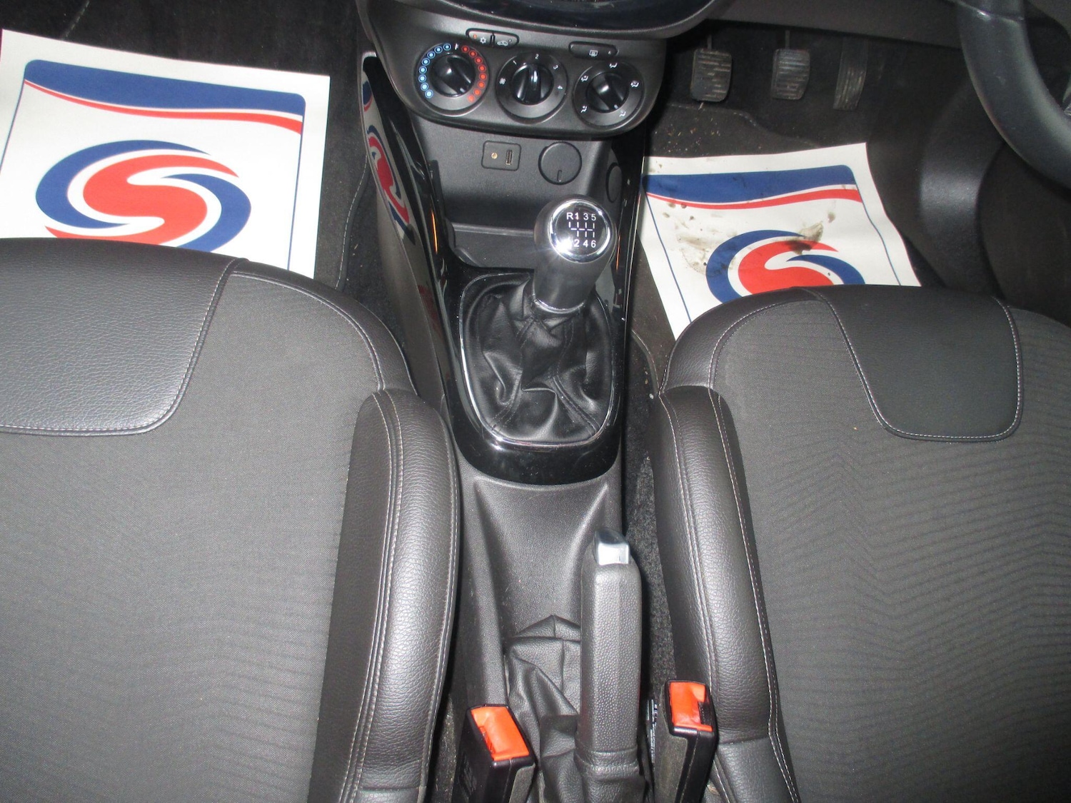 Used Vauxhall ADAM 2015 for sale - 76433115: Photo 13