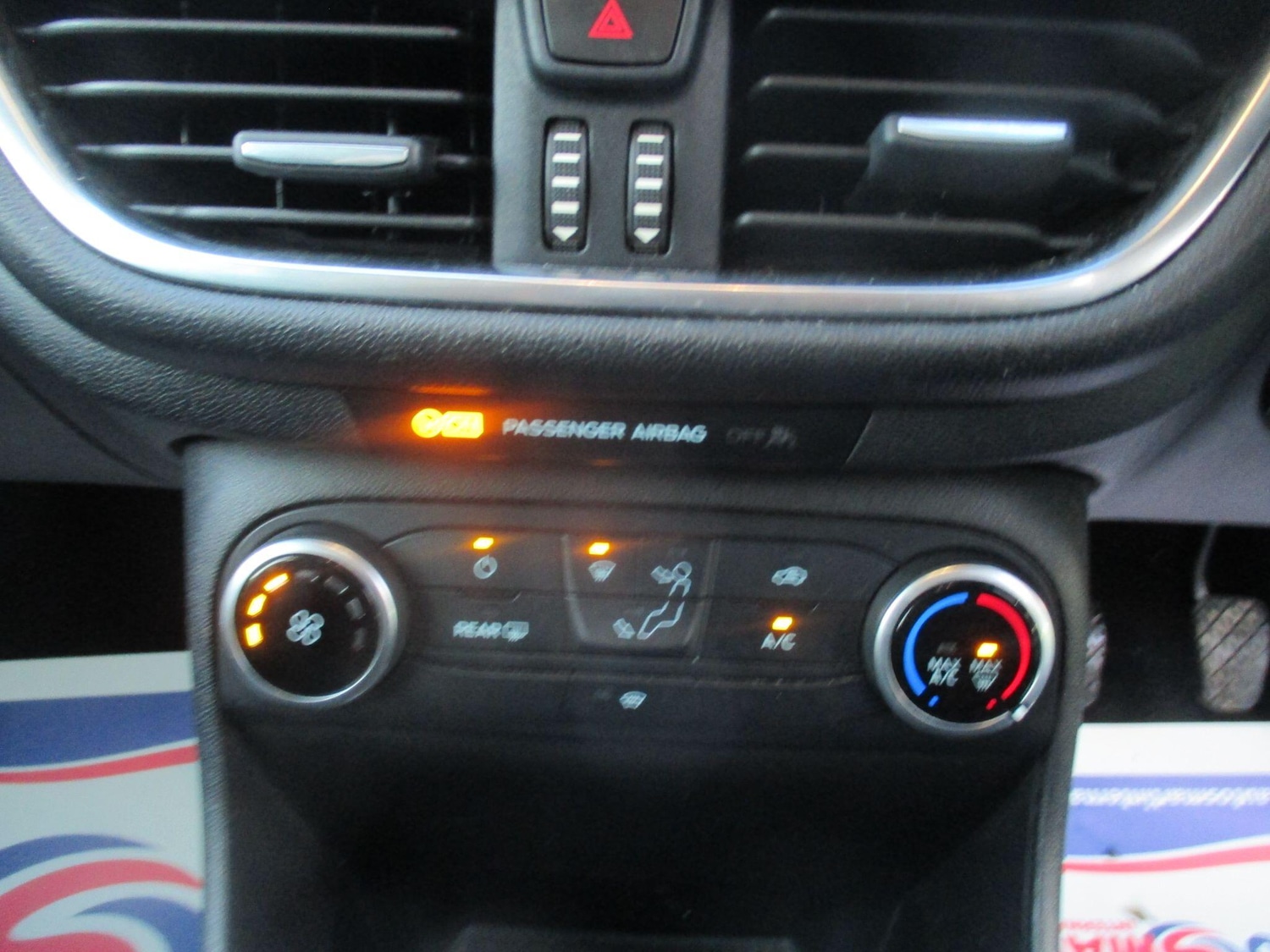 Used Ford Fiesta 2017 for sale - 77440210: Photo 25