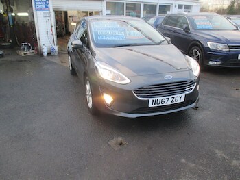 Used Ford Fiesta 2017 for sale - 77440210: Photo
