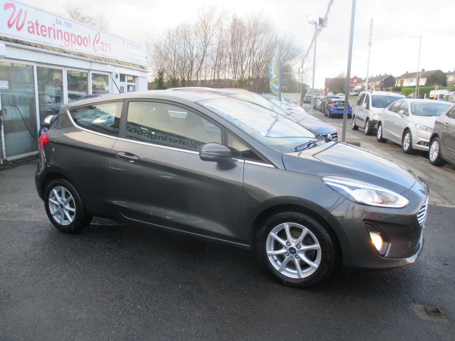 Used Ford Fiesta 2017 for sale - 77440210: Photo 4