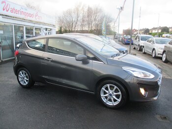 Used Ford Fiesta 2017 for sale - 77440210: Photo