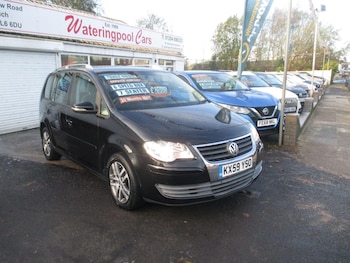 Used Volkswagen Touran 2009 for sale - 76522244: Photo