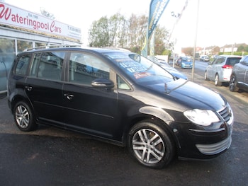 Used Volkswagen Touran 2009 for sale - 76522244: Photo