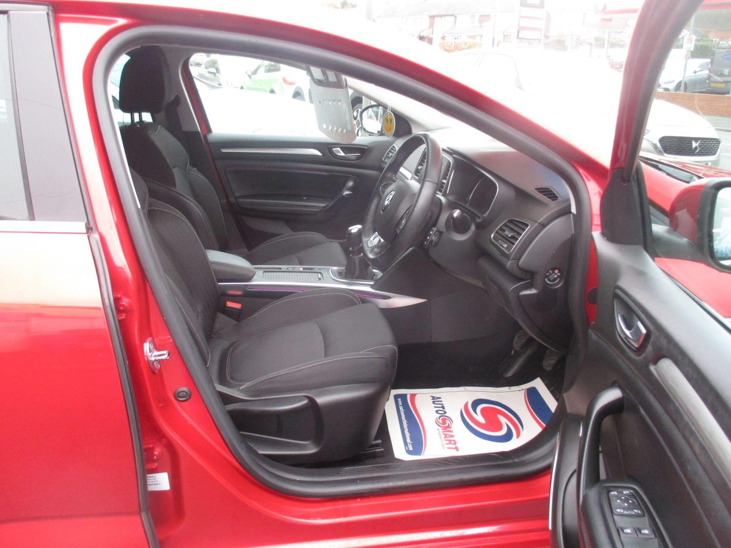 Used Renault Megane 2018 for sale - 76498450: Photo 17