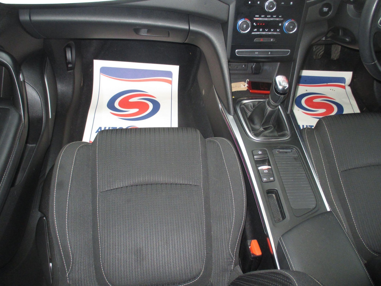 Used Renault Megane 2018 for sale - 76498450: Photo 25