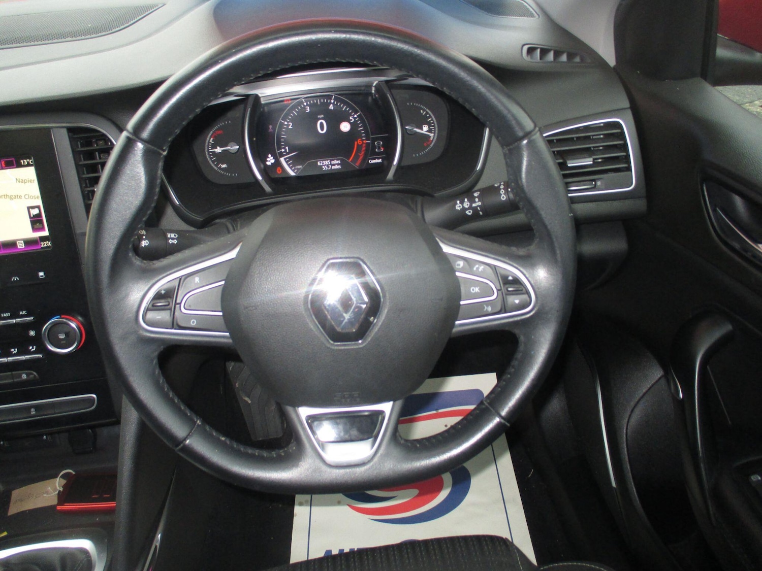 Used Renault Megane 2018 for sale - 76498450: Photo 27