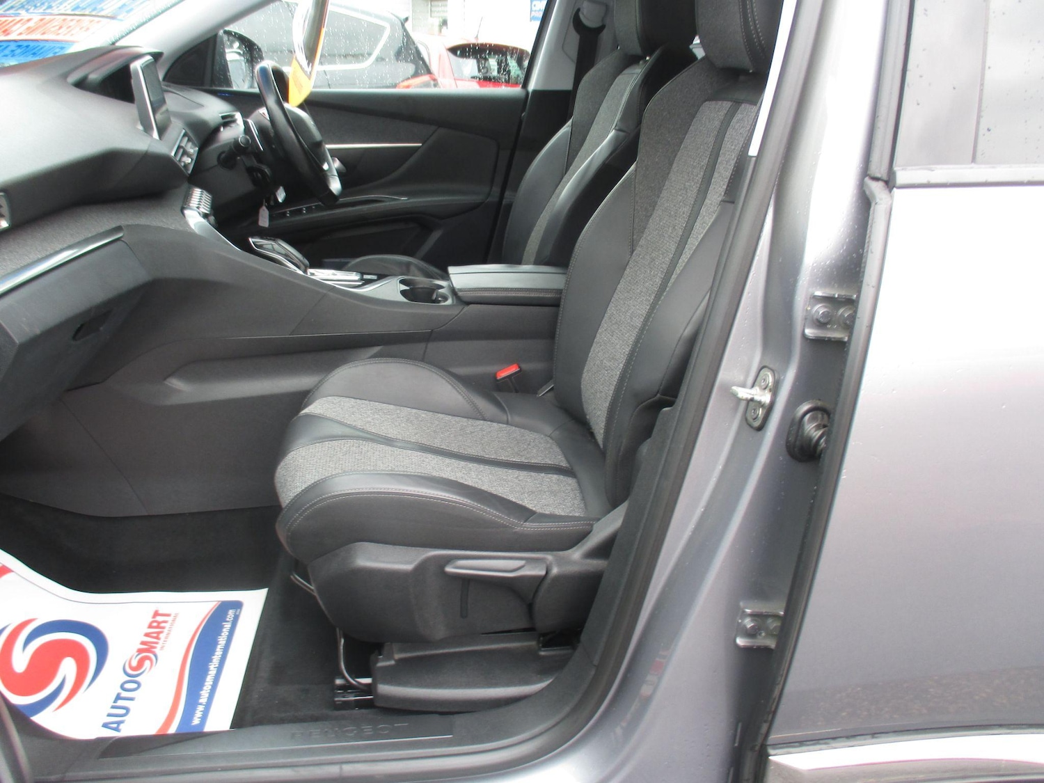 Used Peugeot 3008 2017 for sale - 76899456: Photo 19