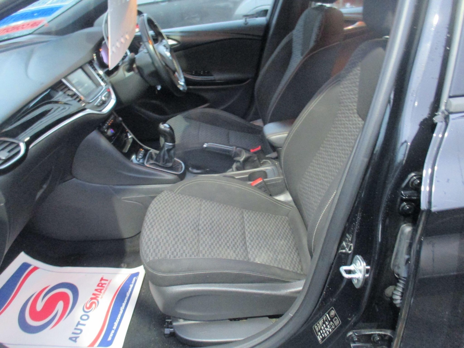 Used Vauxhall Astra 2016 for sale - 77330675: Photo 16