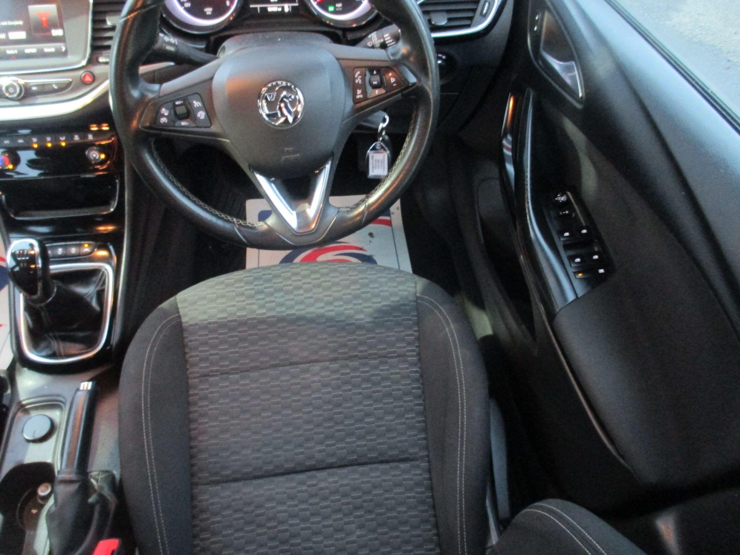 Used Vauxhall Astra 2016 for sale - 77330675: Photo 21