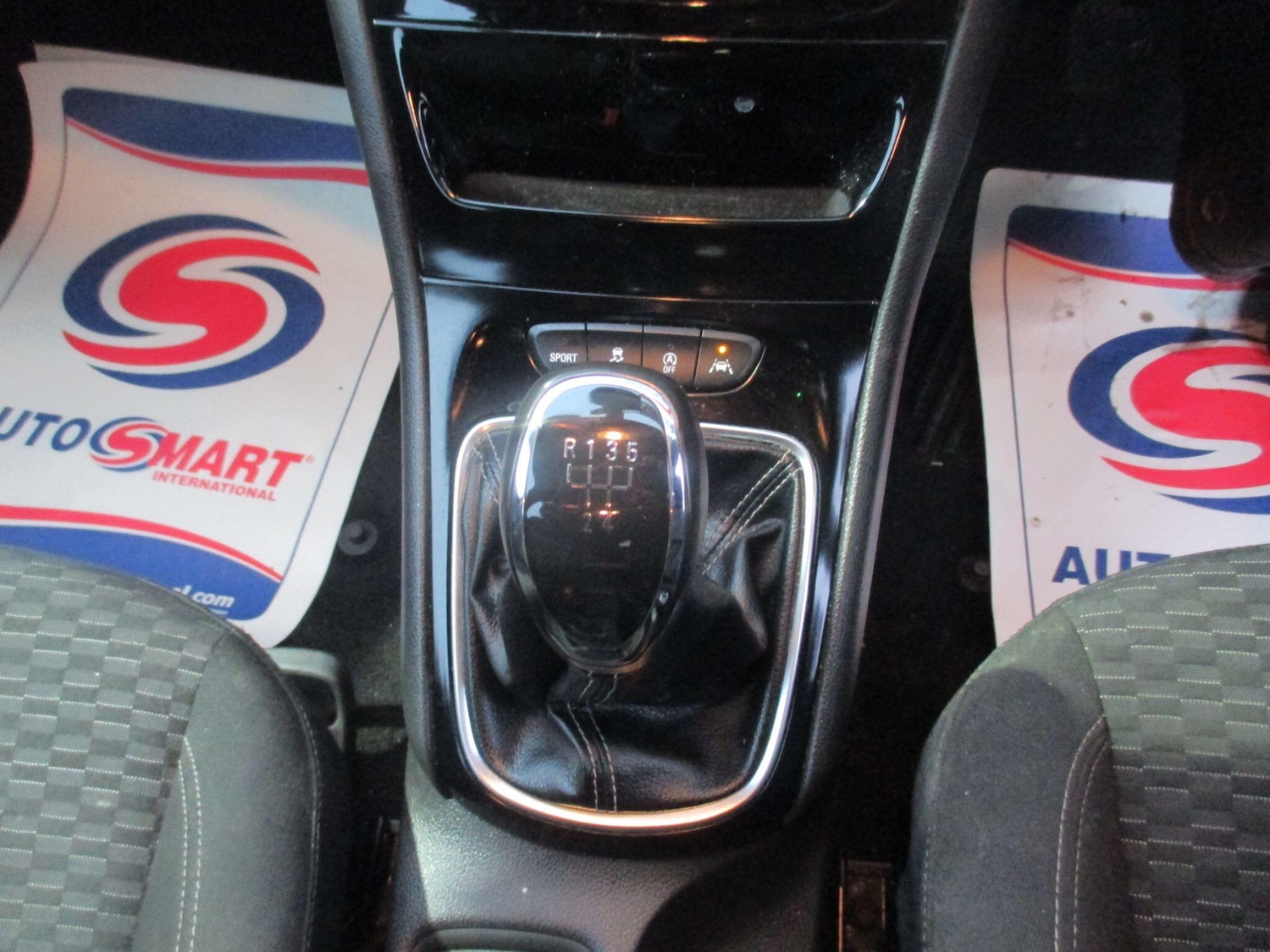 Used Vauxhall Astra 2016 for sale - 77330675: Photo 29