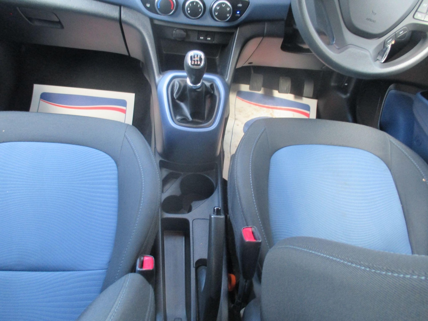 Used Hyundai i10 2015 for sale - 76179751: Photo 12