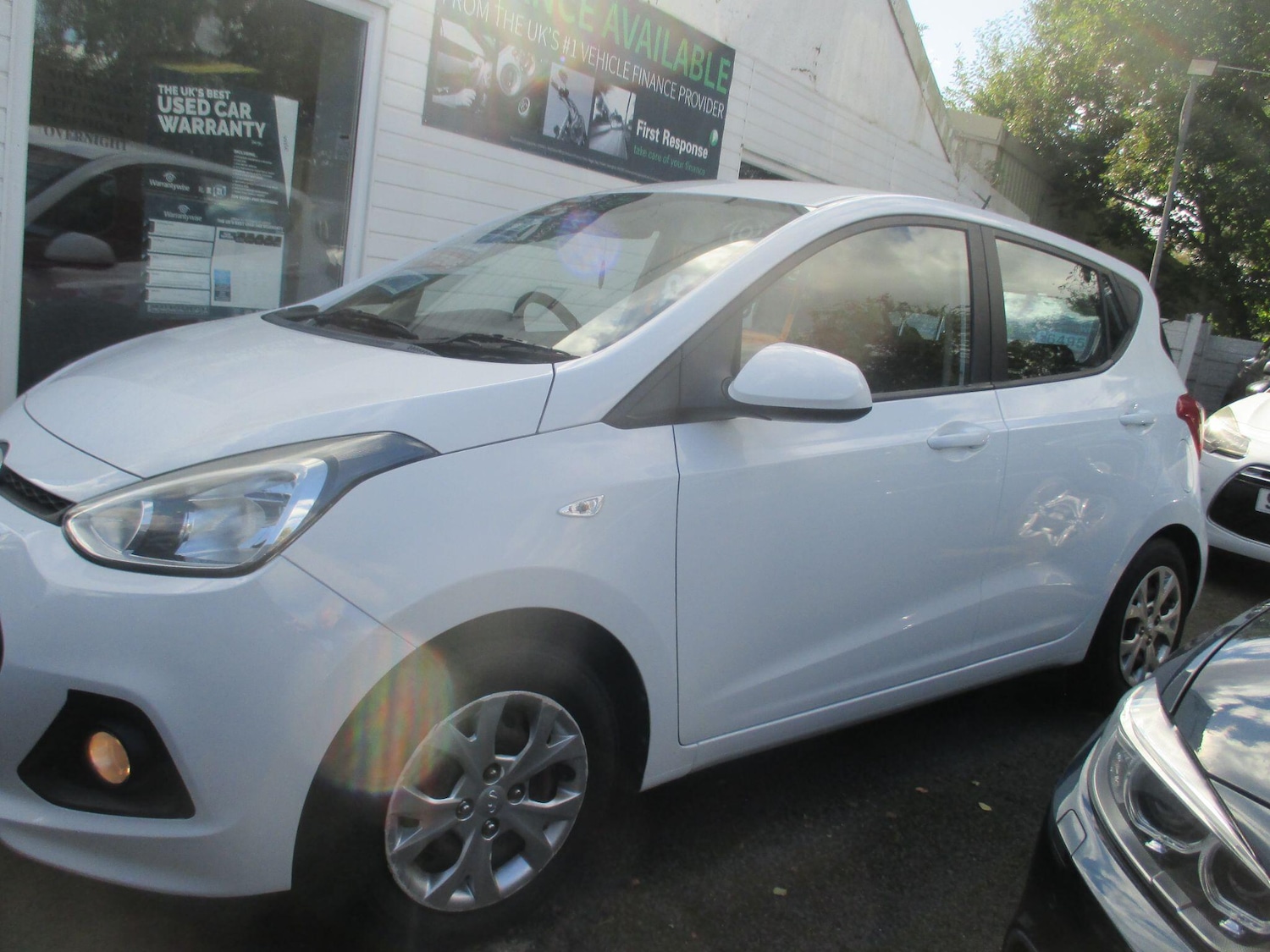 Used Hyundai i10 2015 for sale - 76179751: Photo 2