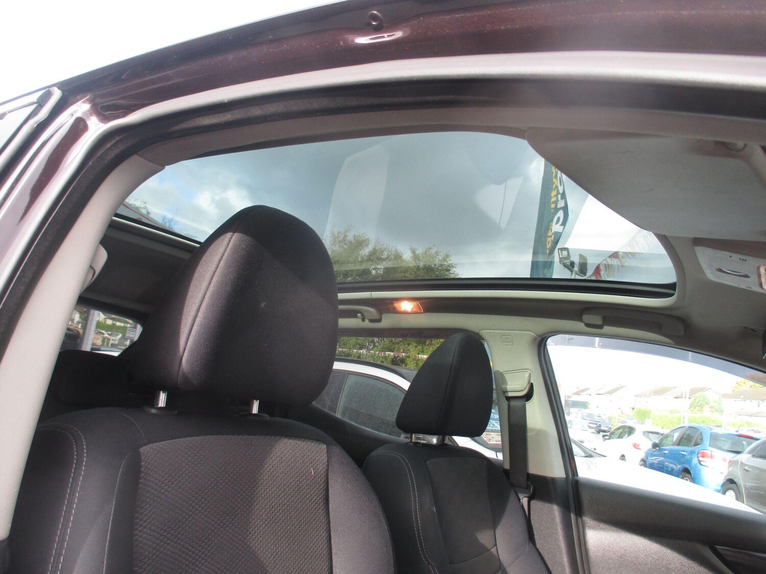 Used Nissan Qashqai 2014 for sale - 76370505: Photo 18