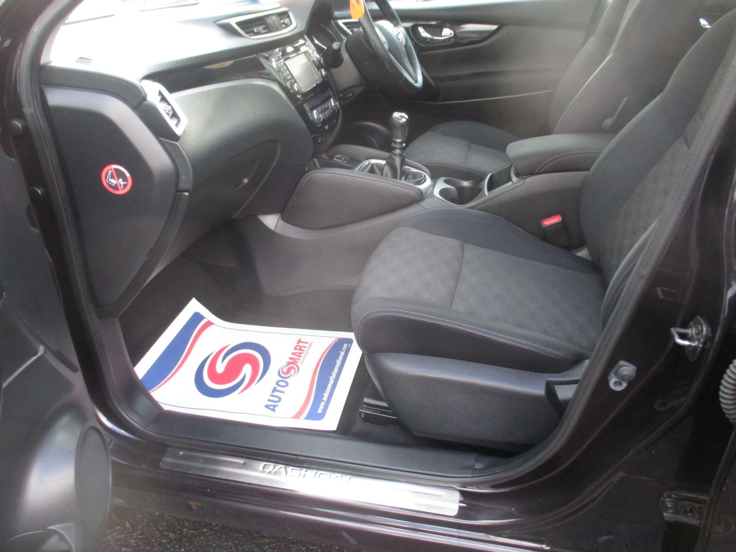 Used Nissan Qashqai 2014 for sale - 76370505: Photo 25