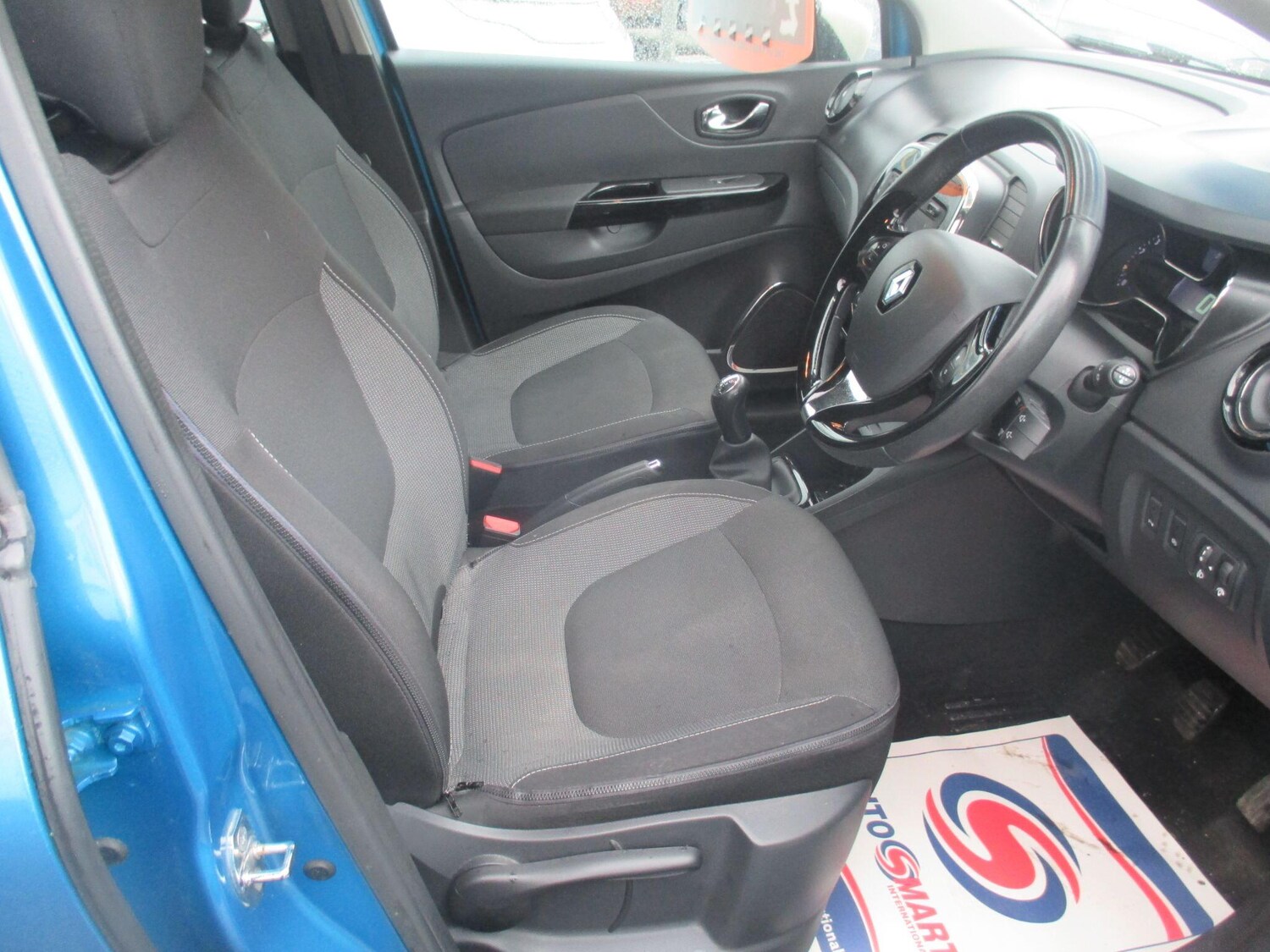 Used Renault Captur for sale - 77909153: Photo 12