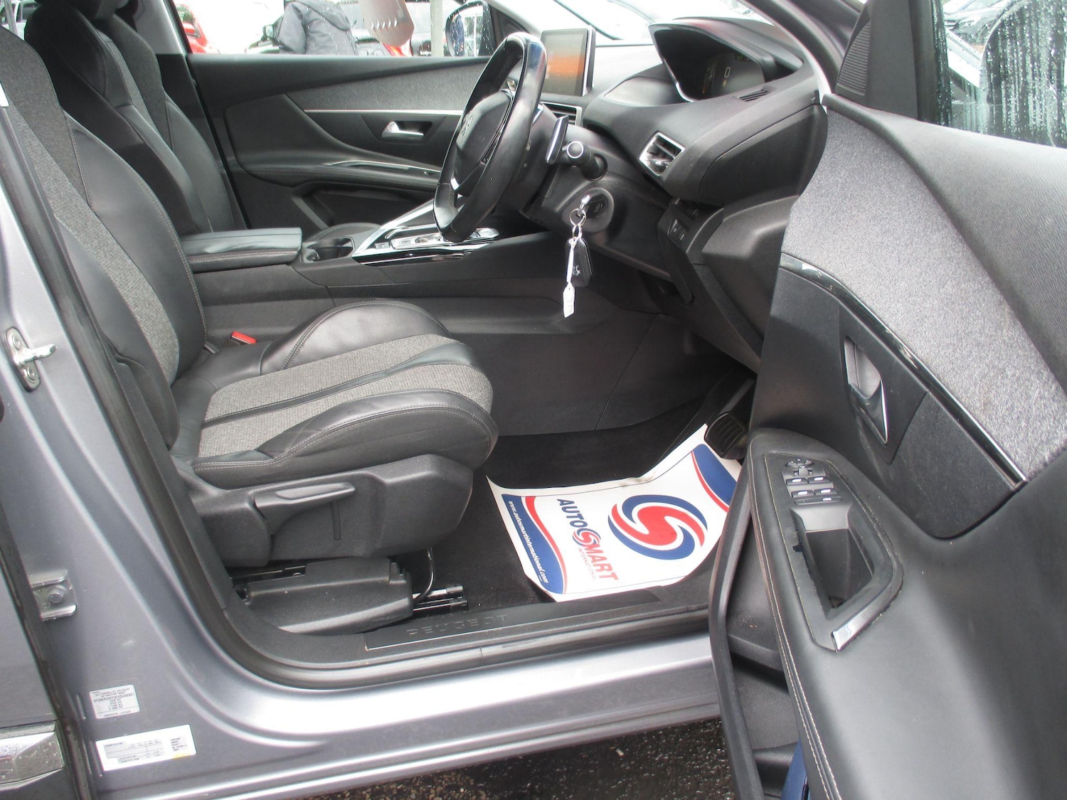 Used Peugeot 3008 2017 for sale - 76408665: Photo 15