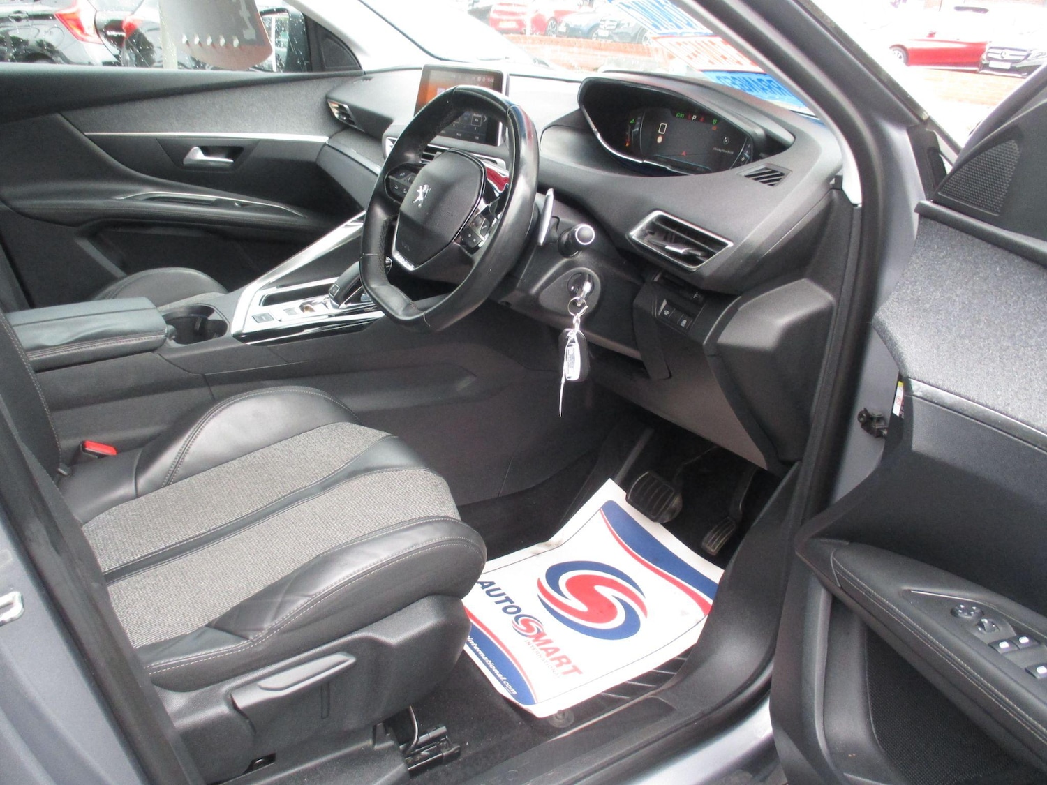 Used Peugeot 3008 2017 for sale - 76408665: Photo 17