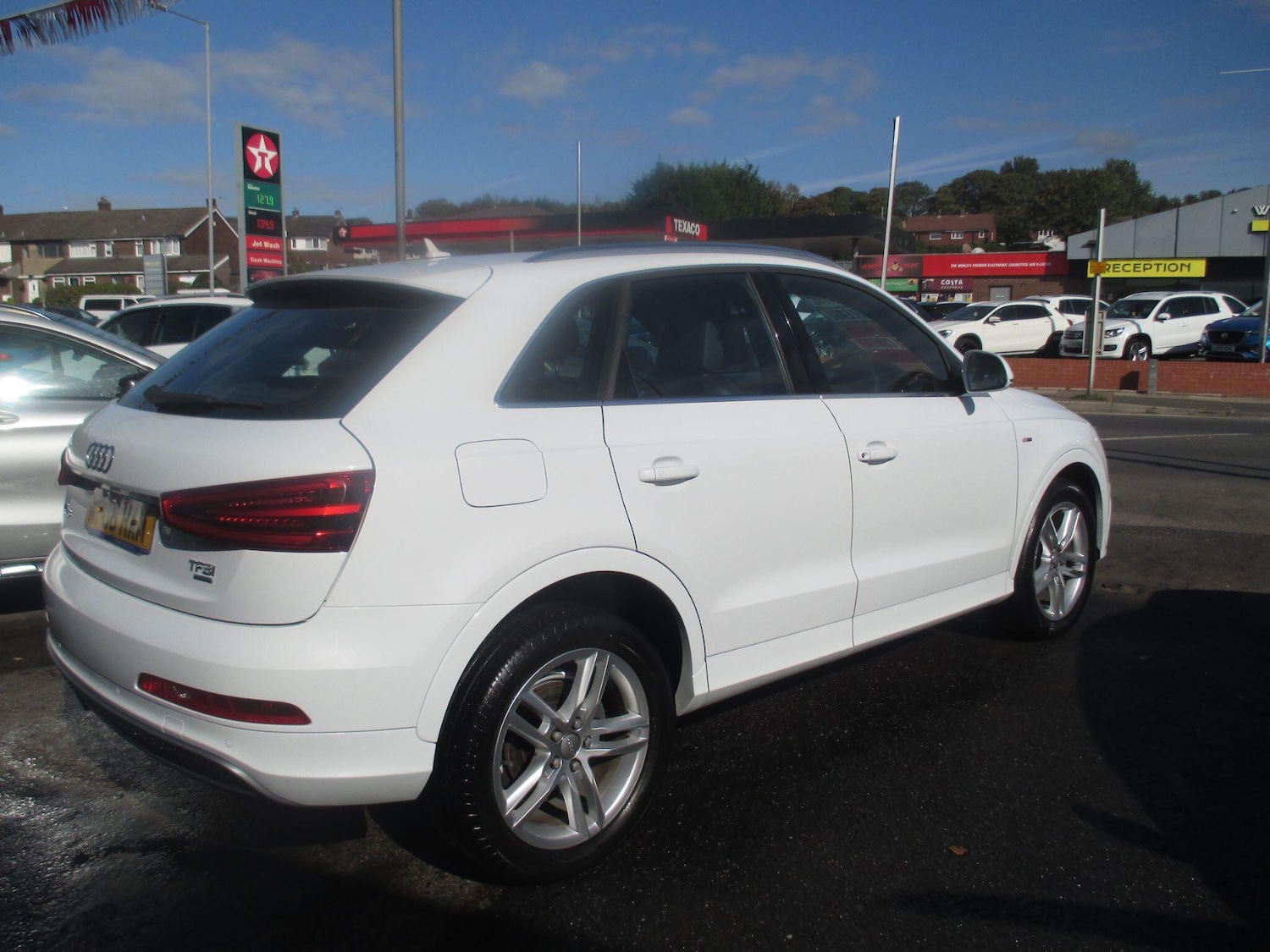 Used Audi Q3 2014 for sale - 76989898: Photo 10