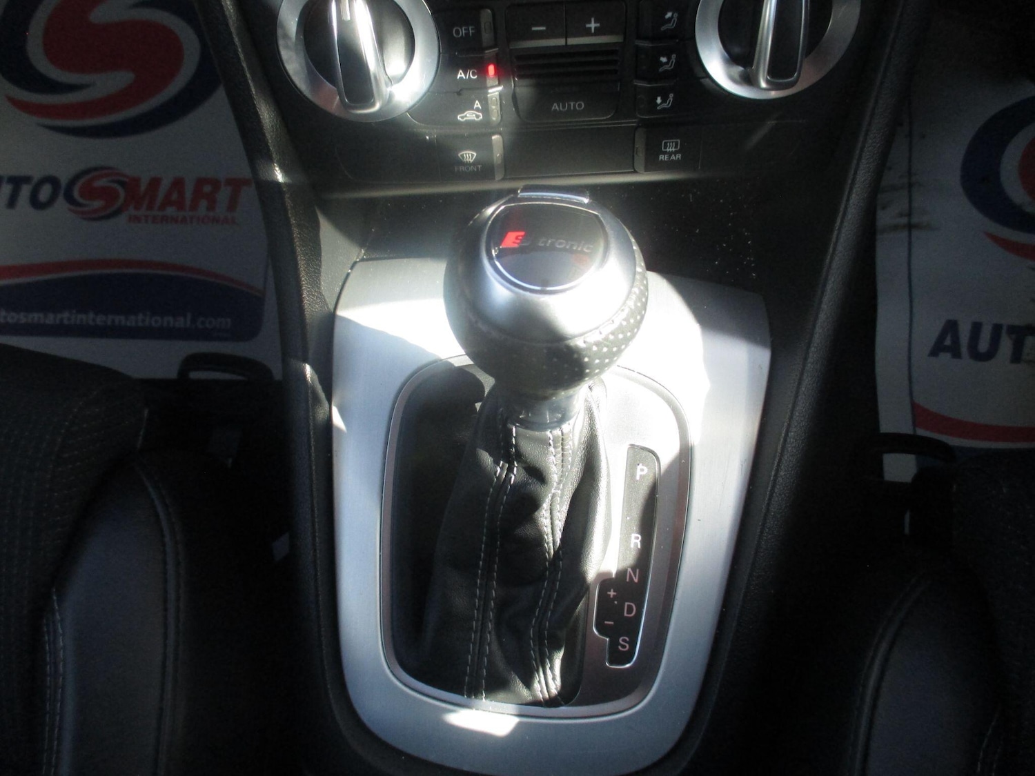 Used Audi Q3 2014 for sale - 76989898: Photo 31