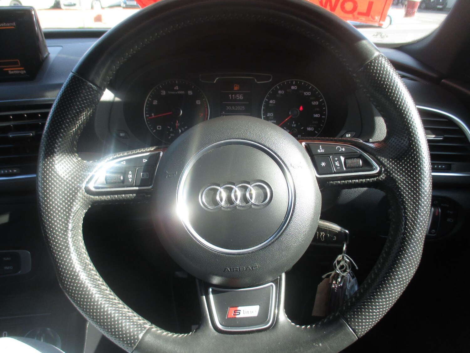 Used Audi Q3 2014 for sale - 76026405: Photo 32
