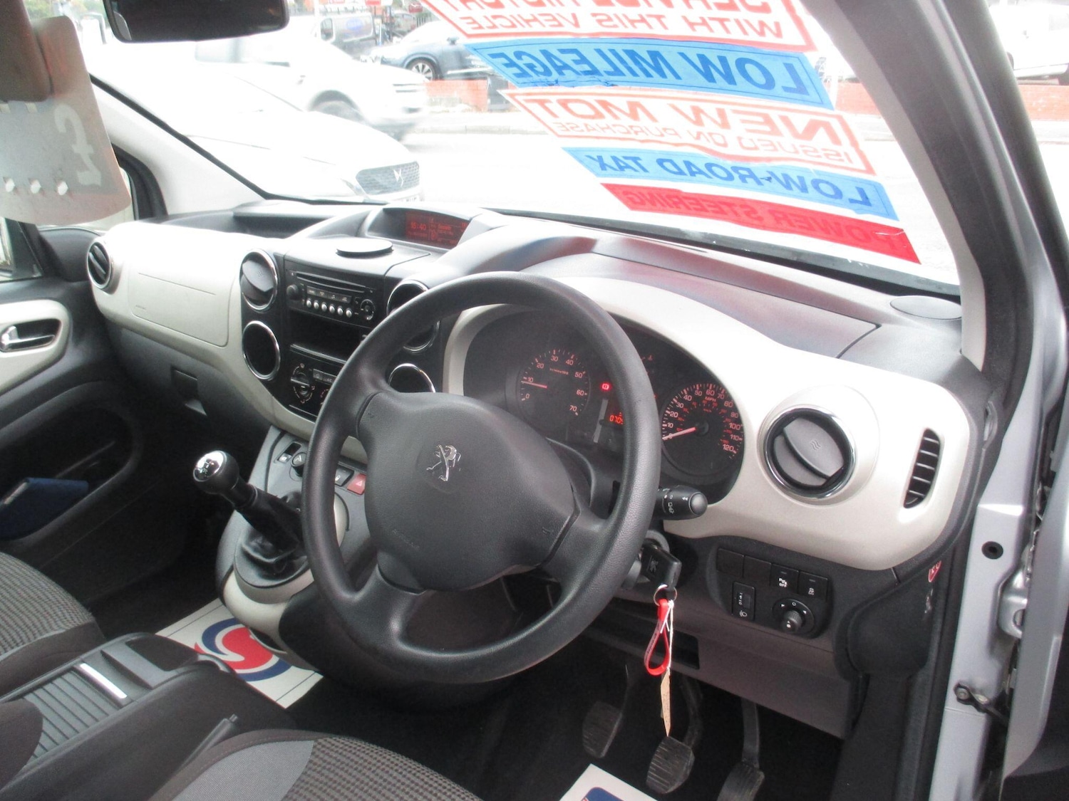 Used Peugeot Partner Tepee 2015 for sale - 76499141: Photo 16