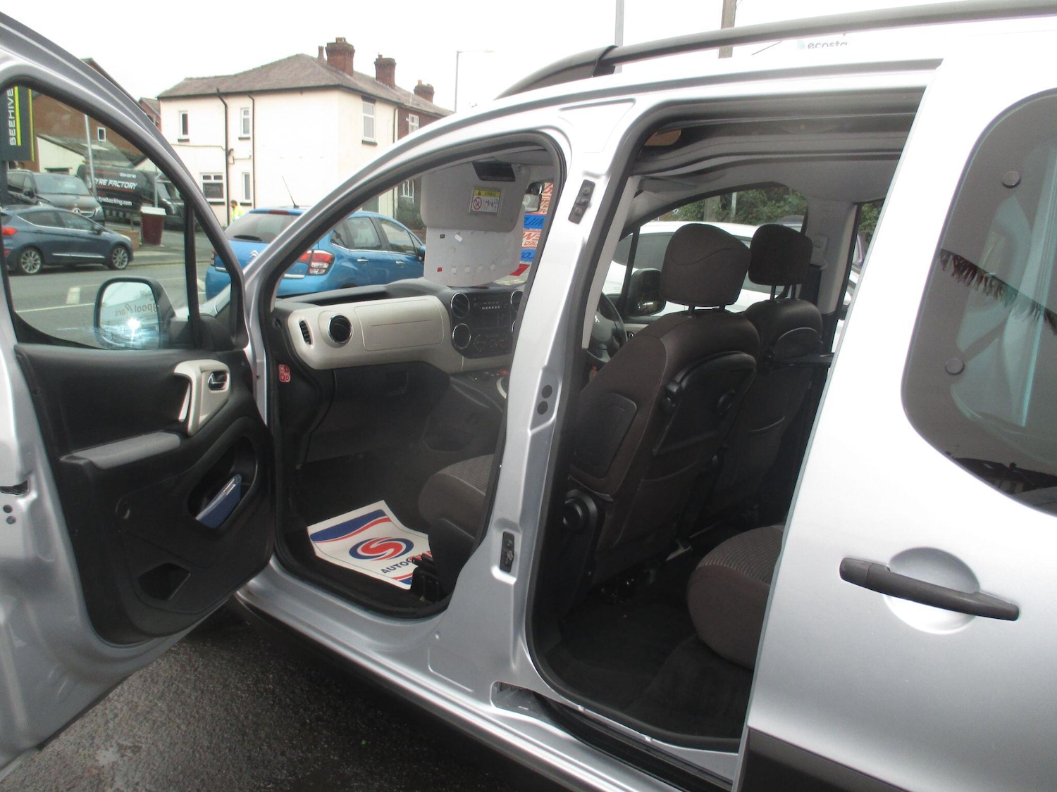 Used Peugeot Partner Tepee 2015 for sale - 76499141: Photo 24