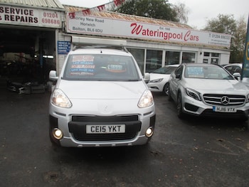 Used Peugeot Partner Tepee 2015 for sale - 76499141: Photo