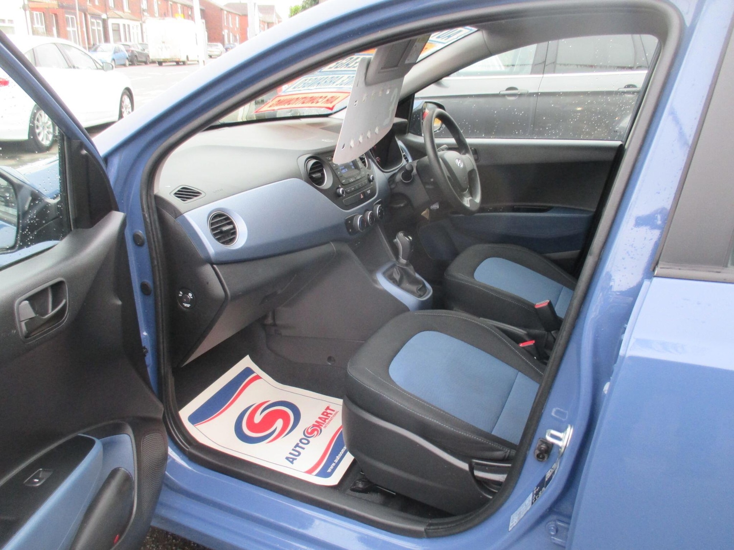 Used Hyundai i10 2017 for sale - 77440486: Photo 17