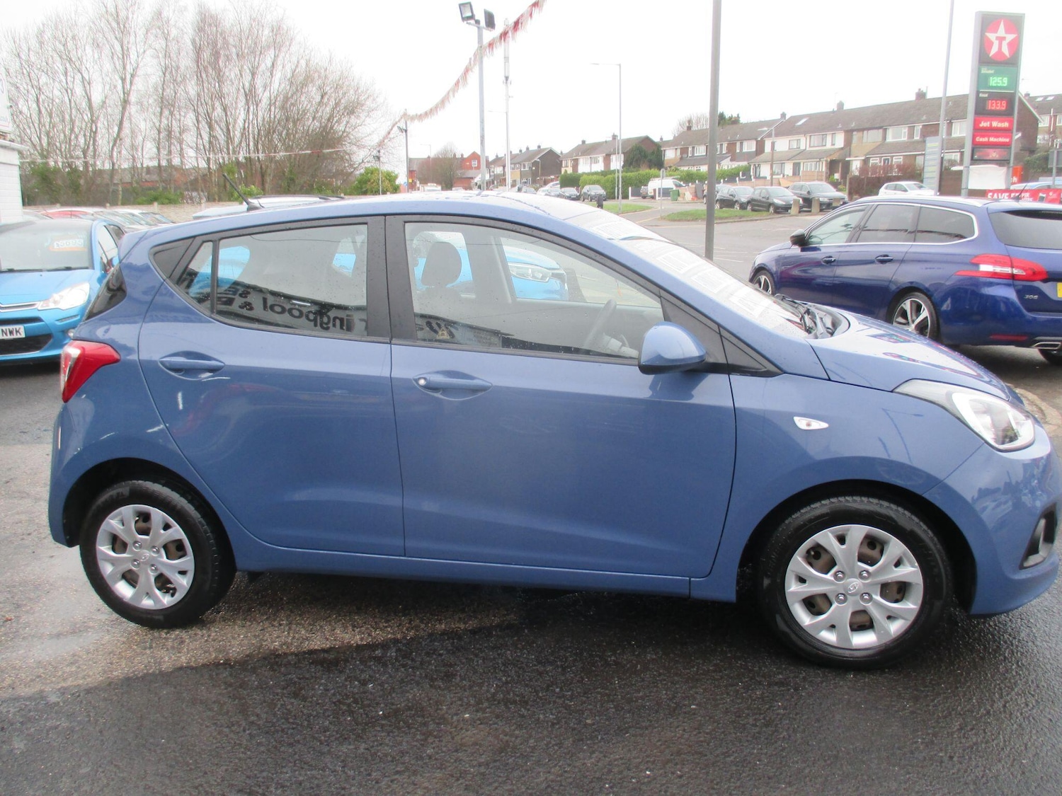 Used Hyundai i10 2017 for sale - 77440486: Photo 8