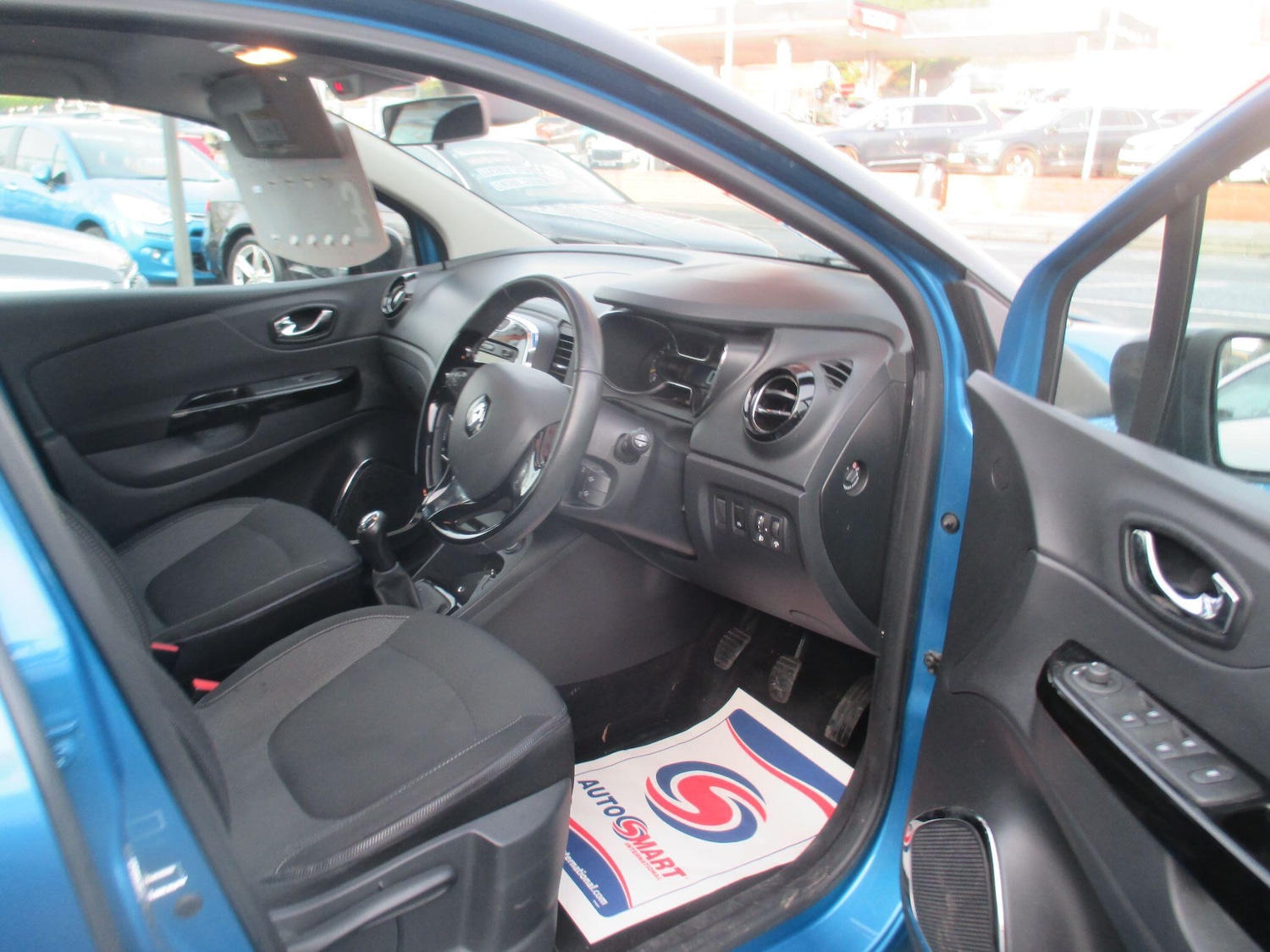 Used Renault Captur 2015 for sale - 77040300: Photo 16