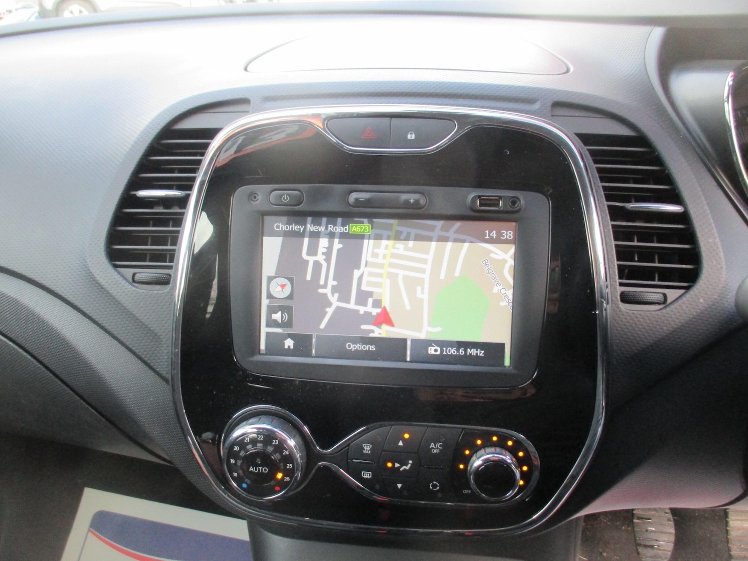 Used Renault Captur 2015 for sale - 77510733: Photo 15