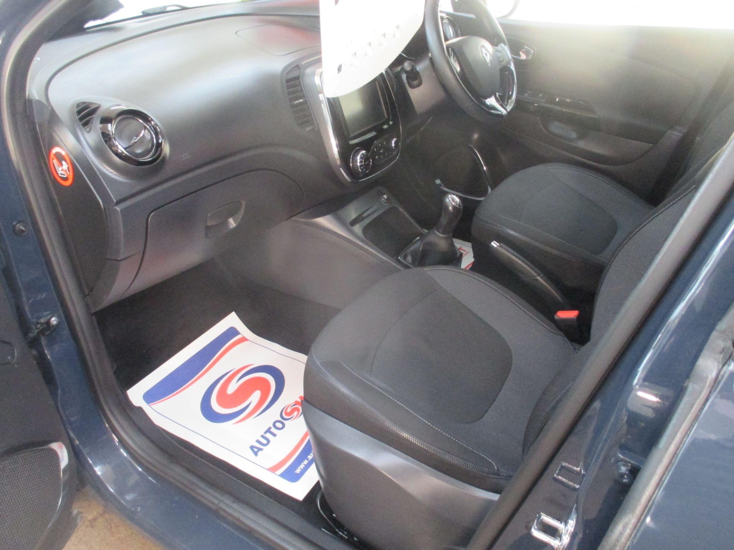 Used Renault Captur 2015 for sale - 77510733: Photo 26