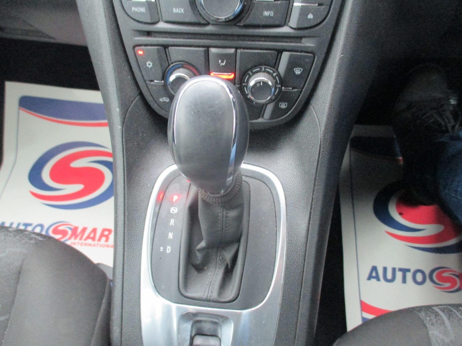 Used Vauxhall Meriva 2015 for sale - 77330448: Photo 21