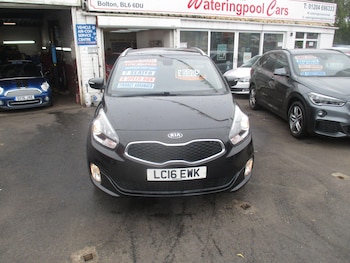 Used Kia Carens 2016 for sale - 79211948: Photo