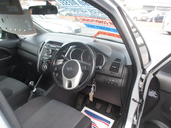 Used Kia Venga 2011 for sale - 76200323: Photo 11