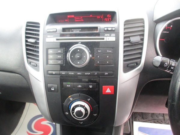 Used Kia Venga 2011 for sale - 76200323: Photo 13