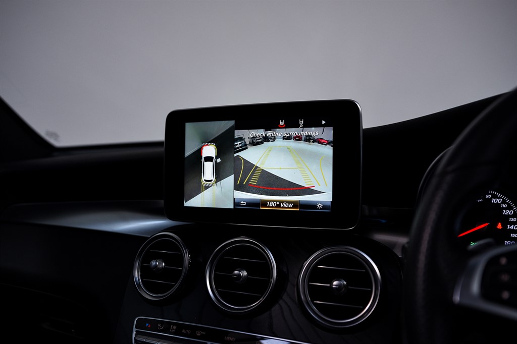 Used Mercedes-Benz GLC 2019 for sale - 77631004: Photo 17