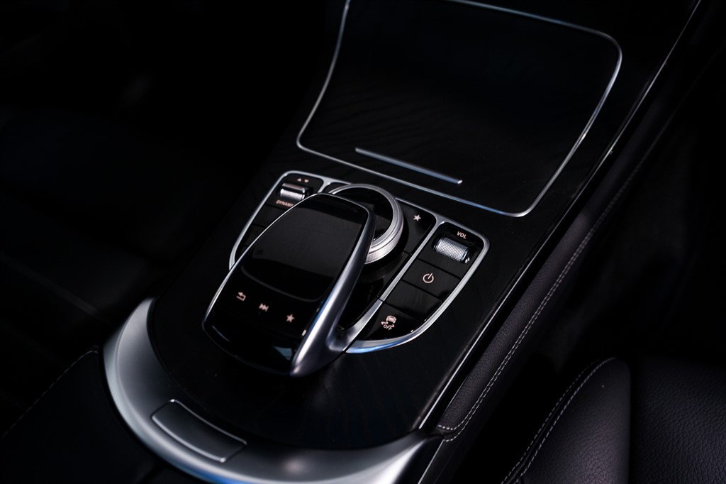 Used Mercedes-Benz GLC 2019 for sale - 77631004: Photo 22