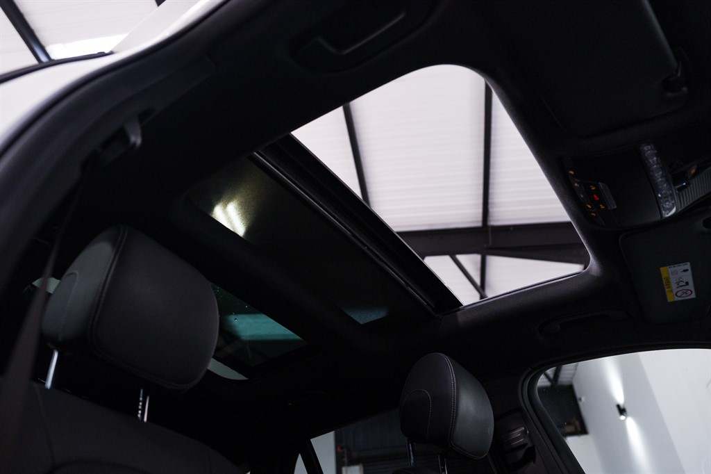 Used Mercedes-Benz GLC 2019 for sale - 77631004: Photo 4