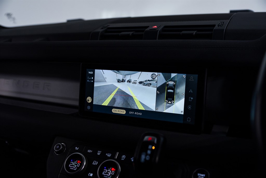 Used Land Rover Defender 2023 for sale - 77151717: Photo 29