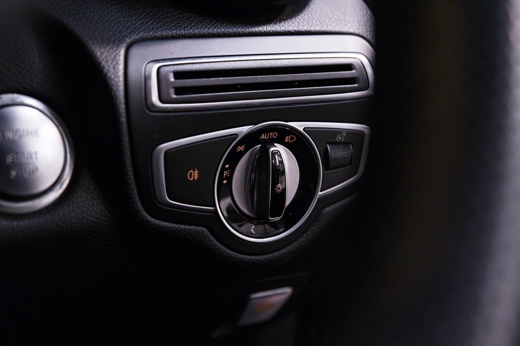 Used Mercedes-Benz C Class 2017 for sale - 77205848: Photo 37