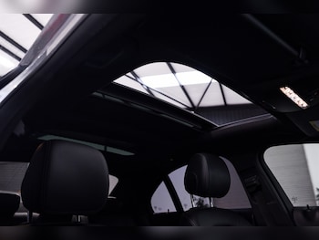 Used Mercedes-Benz C Class 2017 for sale - 77205848: Photo