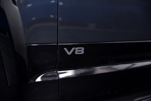 Used Land Rover Defender 110 2021 for sale - 75318235: Photo 10