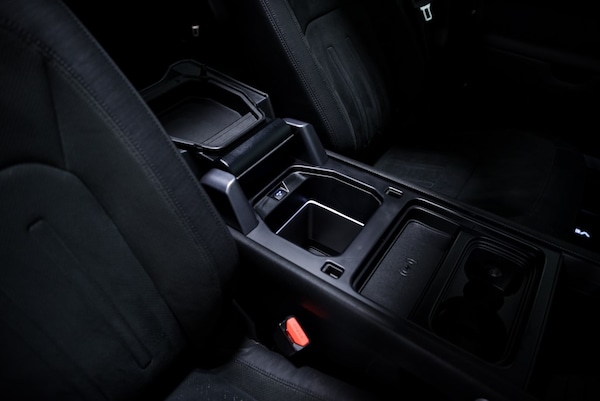 Used Land Rover Defender 110 2021 for sale - 75318235: Photo 51